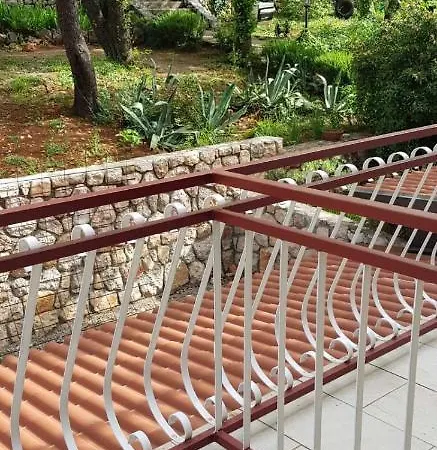 And Restaurant Danica فندق مبيت وإفطار