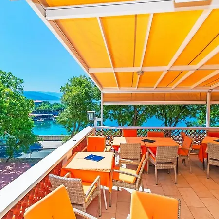 And Restaurant Danica 3* بوفايل